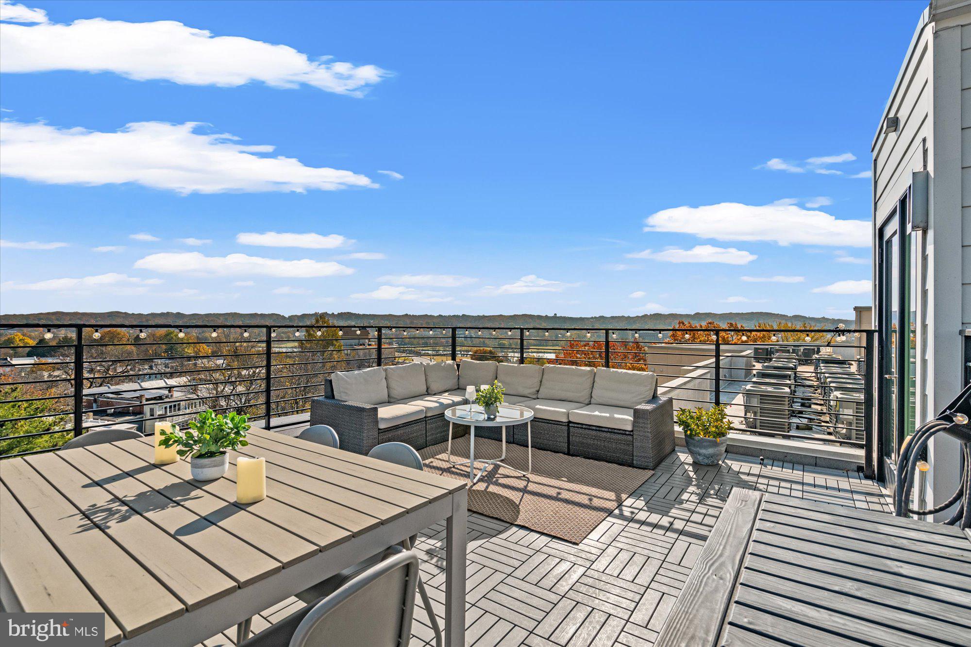 732 15th STREET SE Unit: 6