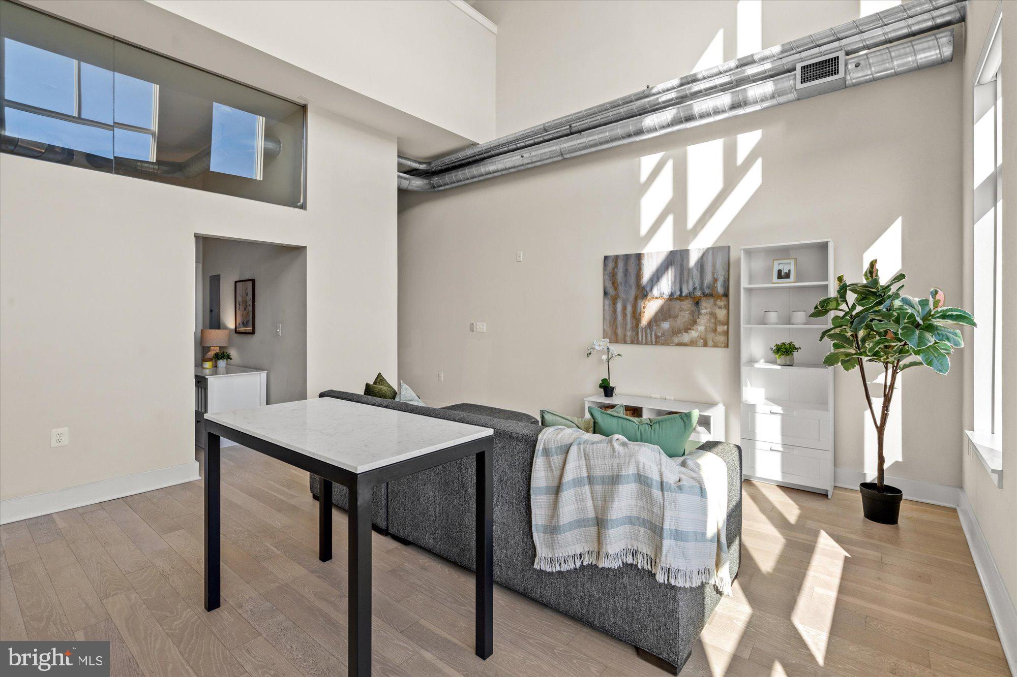 732 15th STREET SE Unit: 6