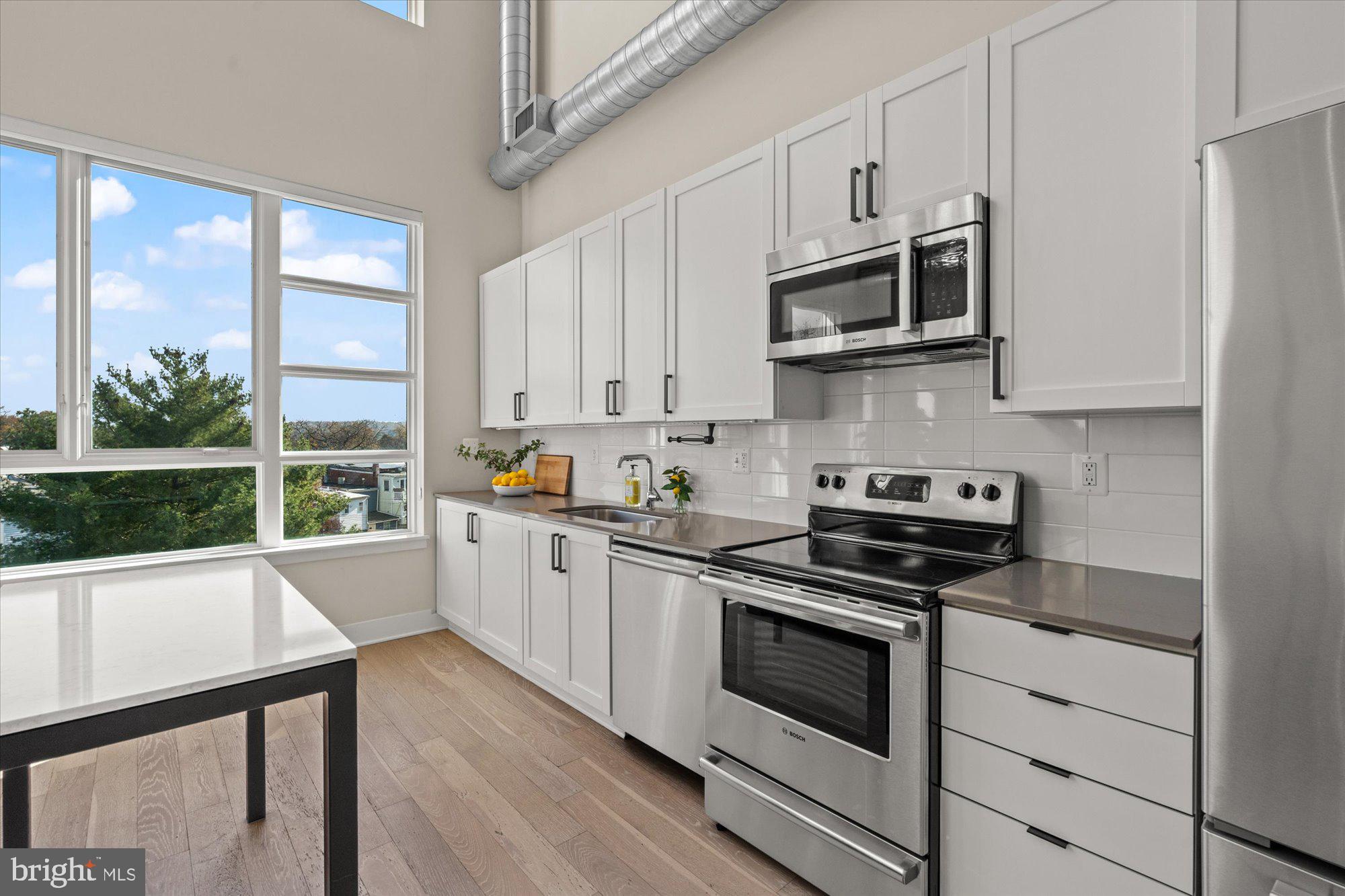 732 15th STREET SE Unit: 6