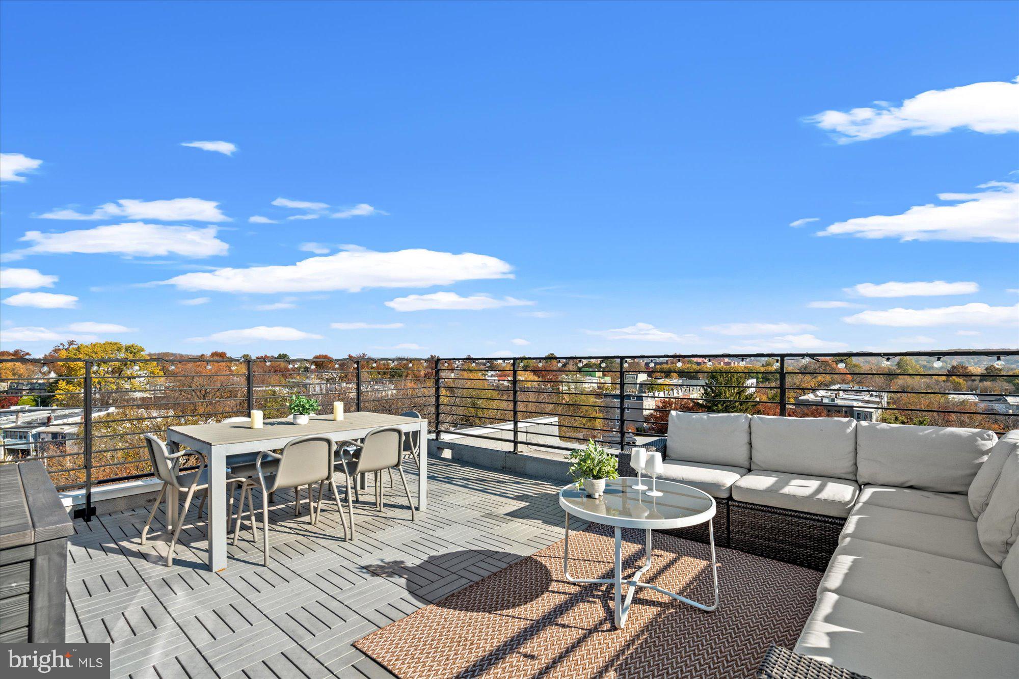 732 15th STREET SE Unit: 6