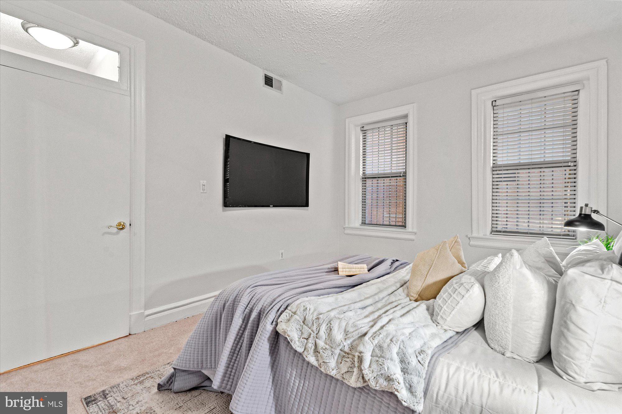 1401 Columbia Rd NW #109