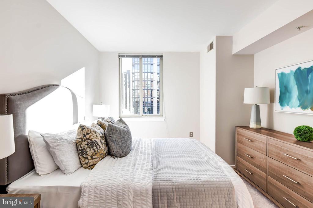 1000 New Jersey Ave SE #807