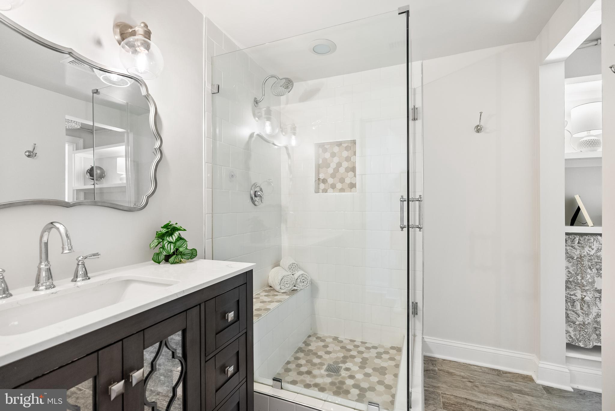 1104 Euclid St NW #2