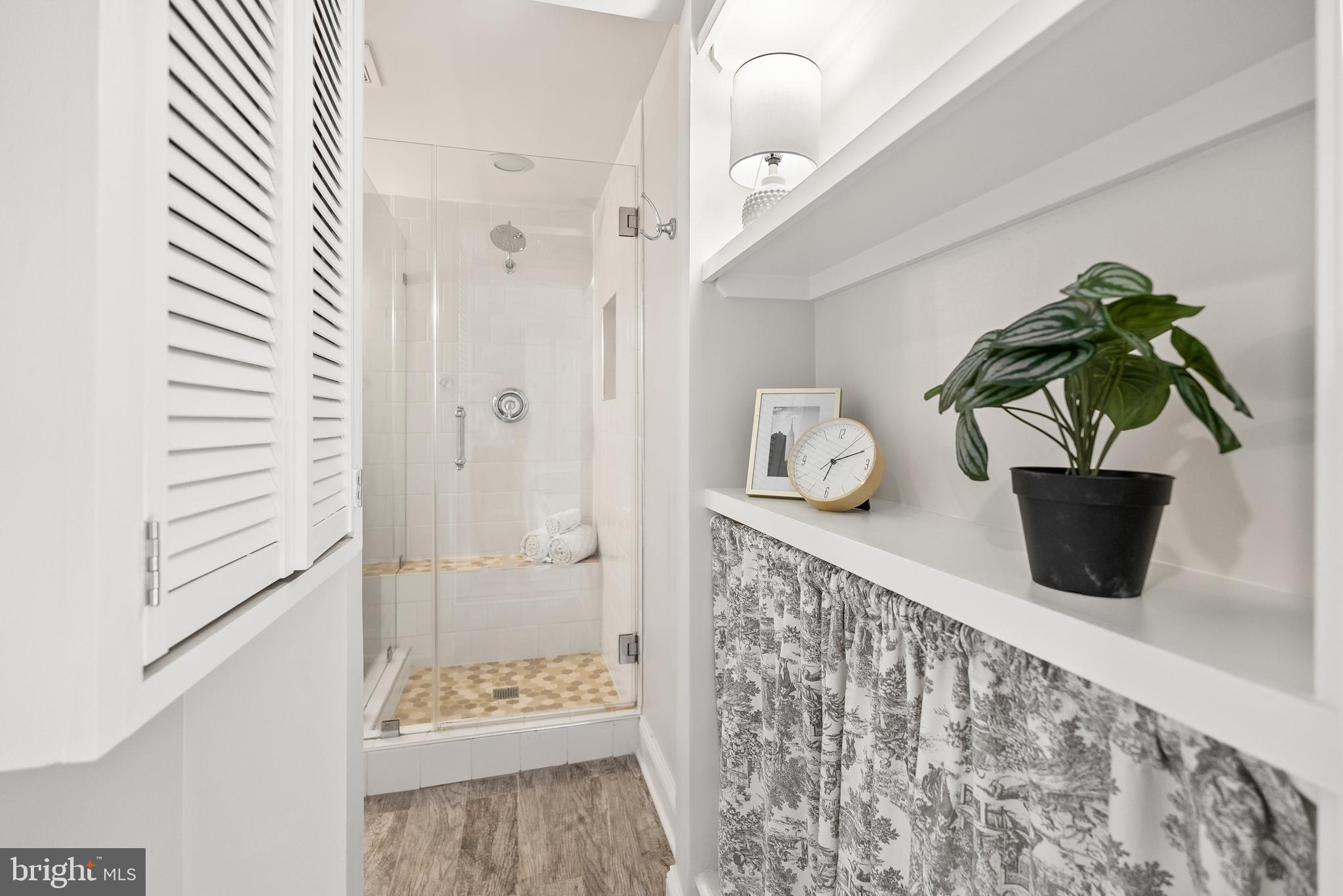 1104 Euclid St NW #2