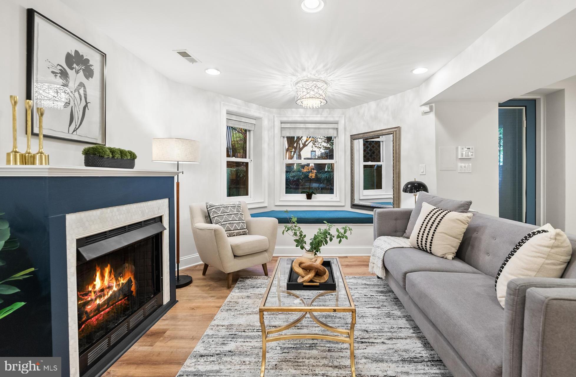 1104 Euclid St NW #2