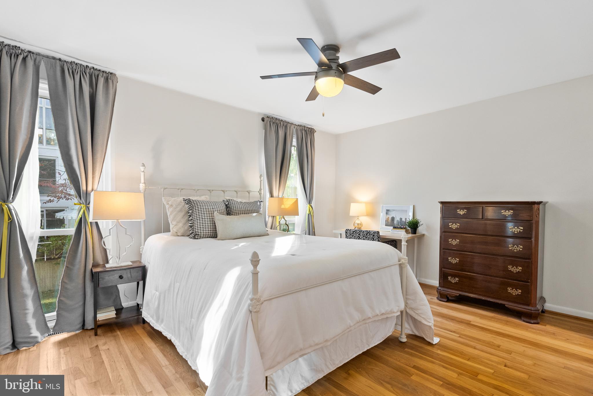 255 G St SW #111