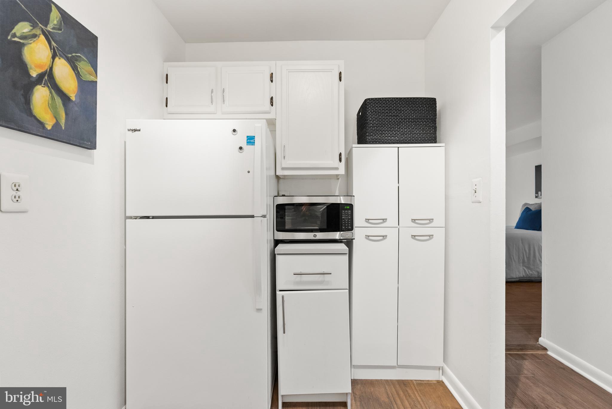 255 G St SW #111