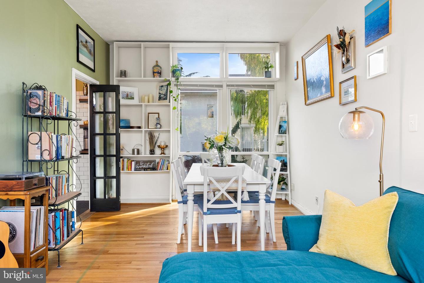 255 G St SW #111