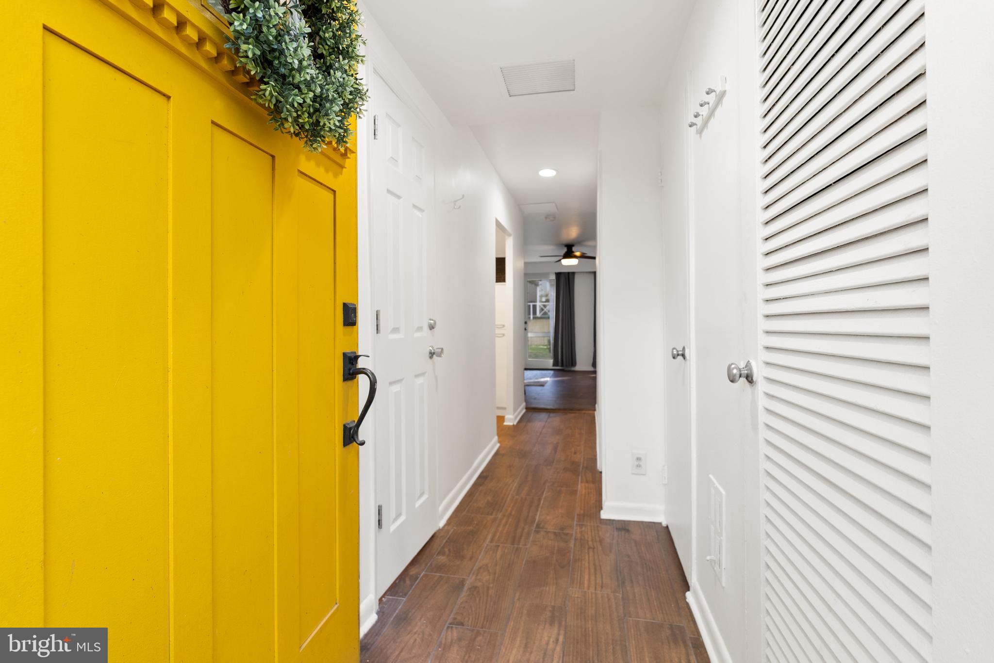 255 G St SW #111