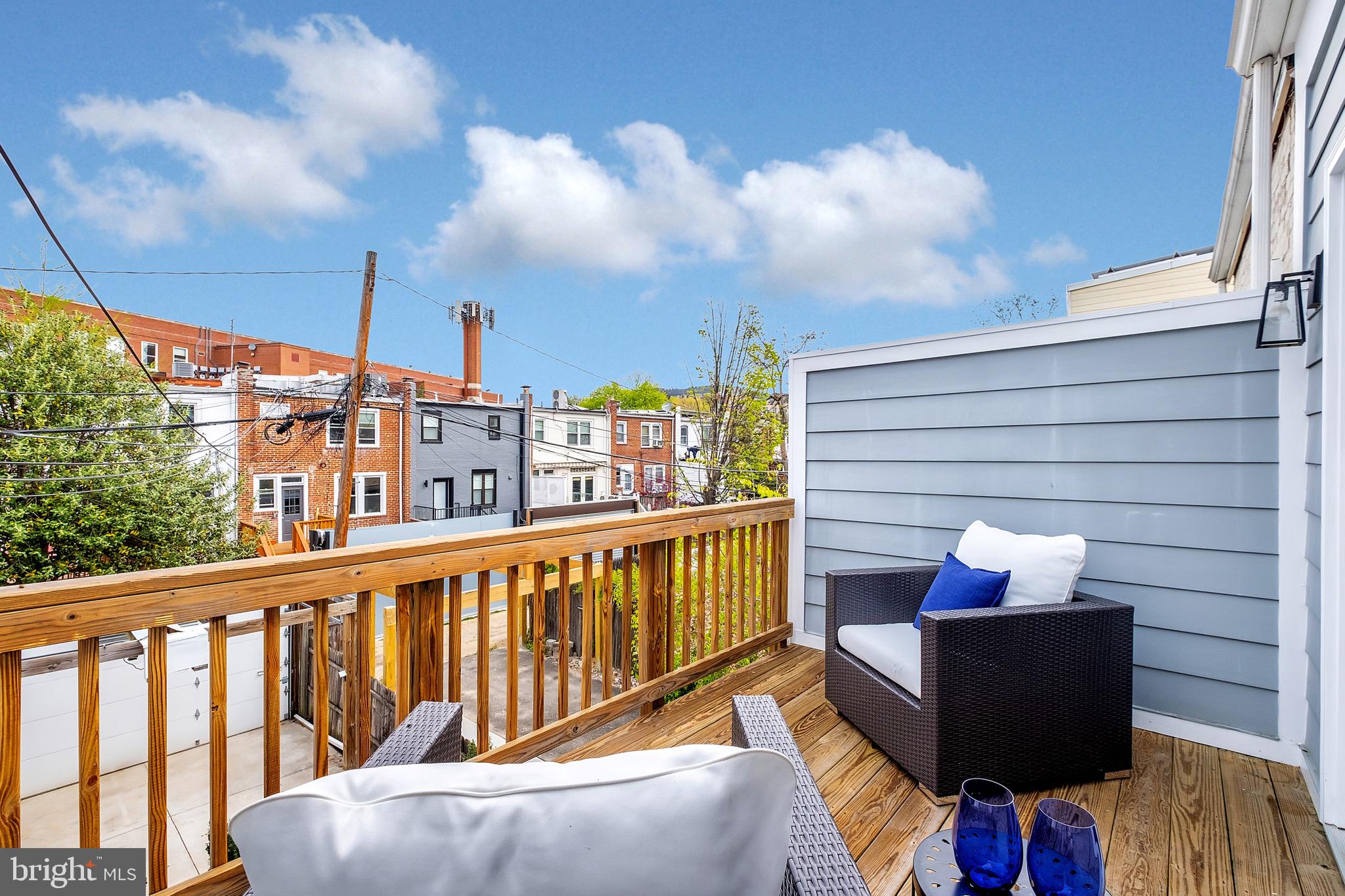 1340 K ST SE