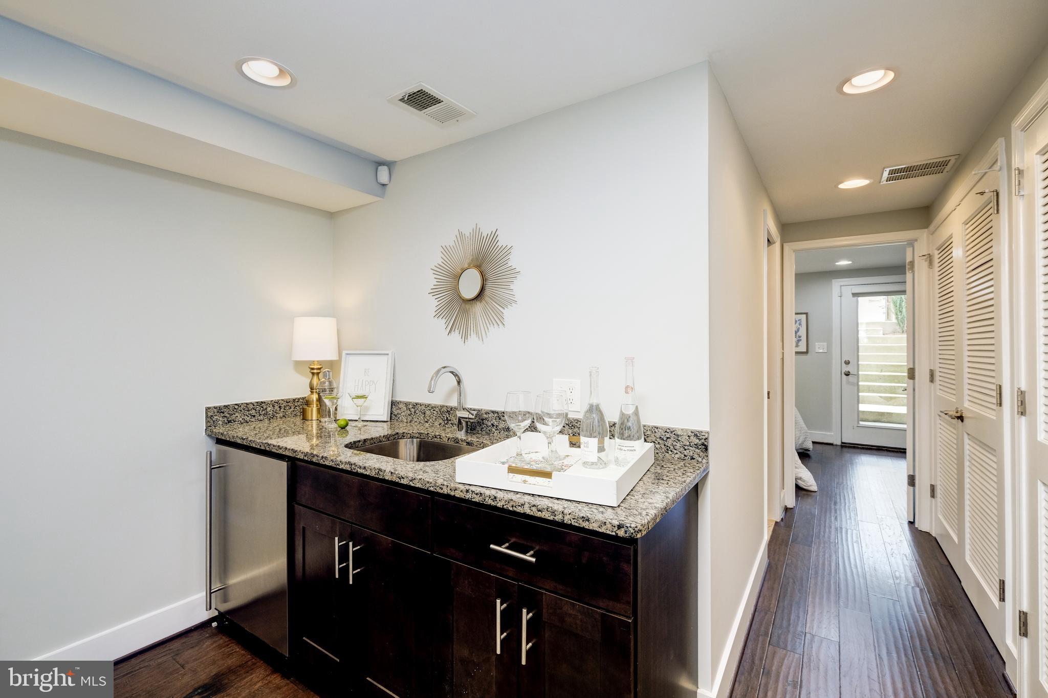 1340 K ST SE