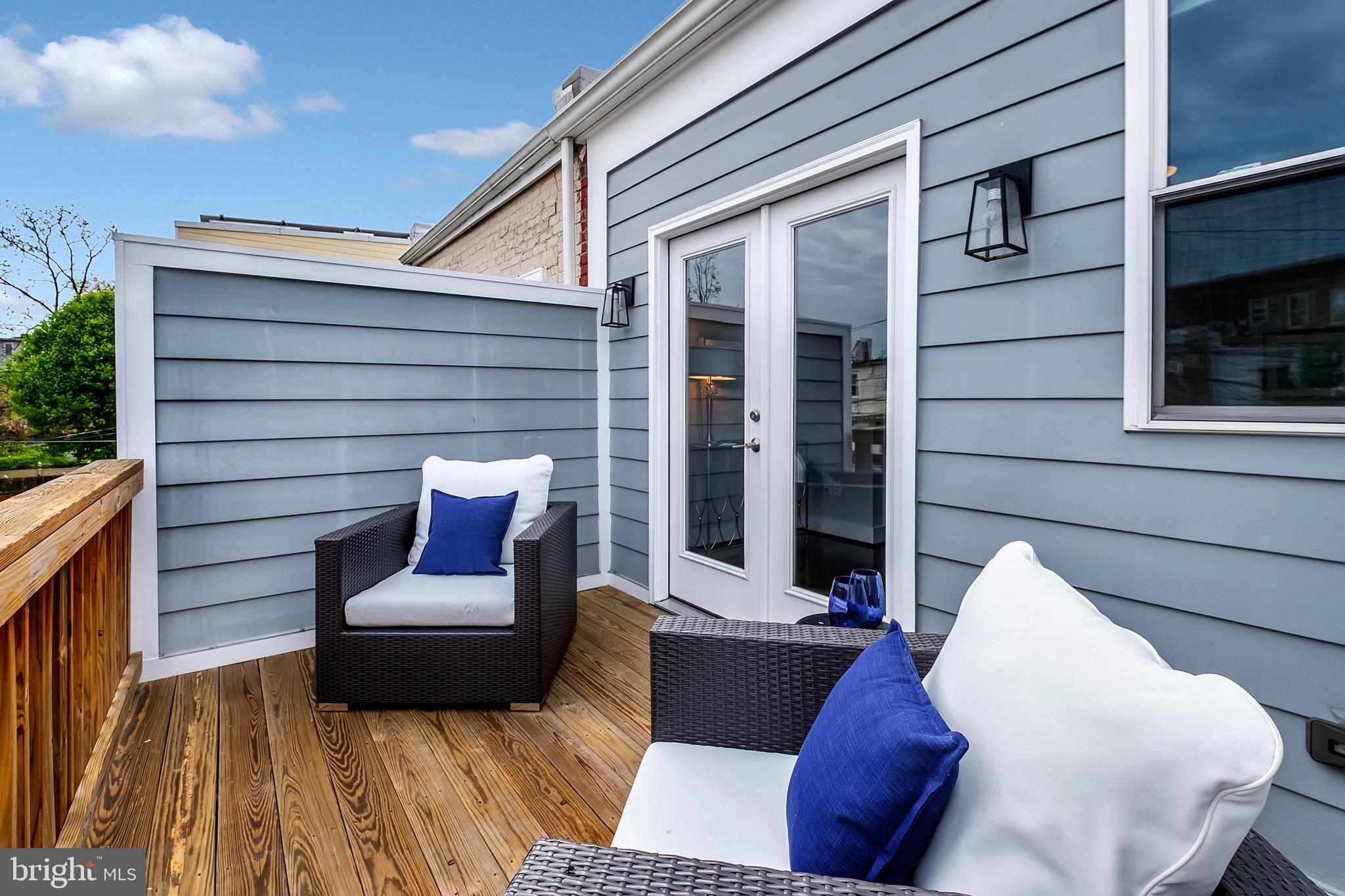 1340 K ST SE