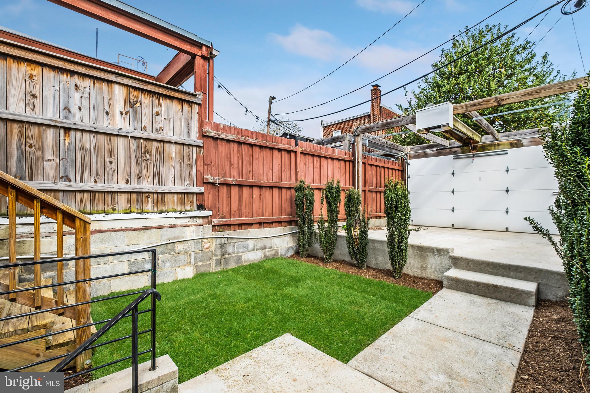 1340 K ST SE