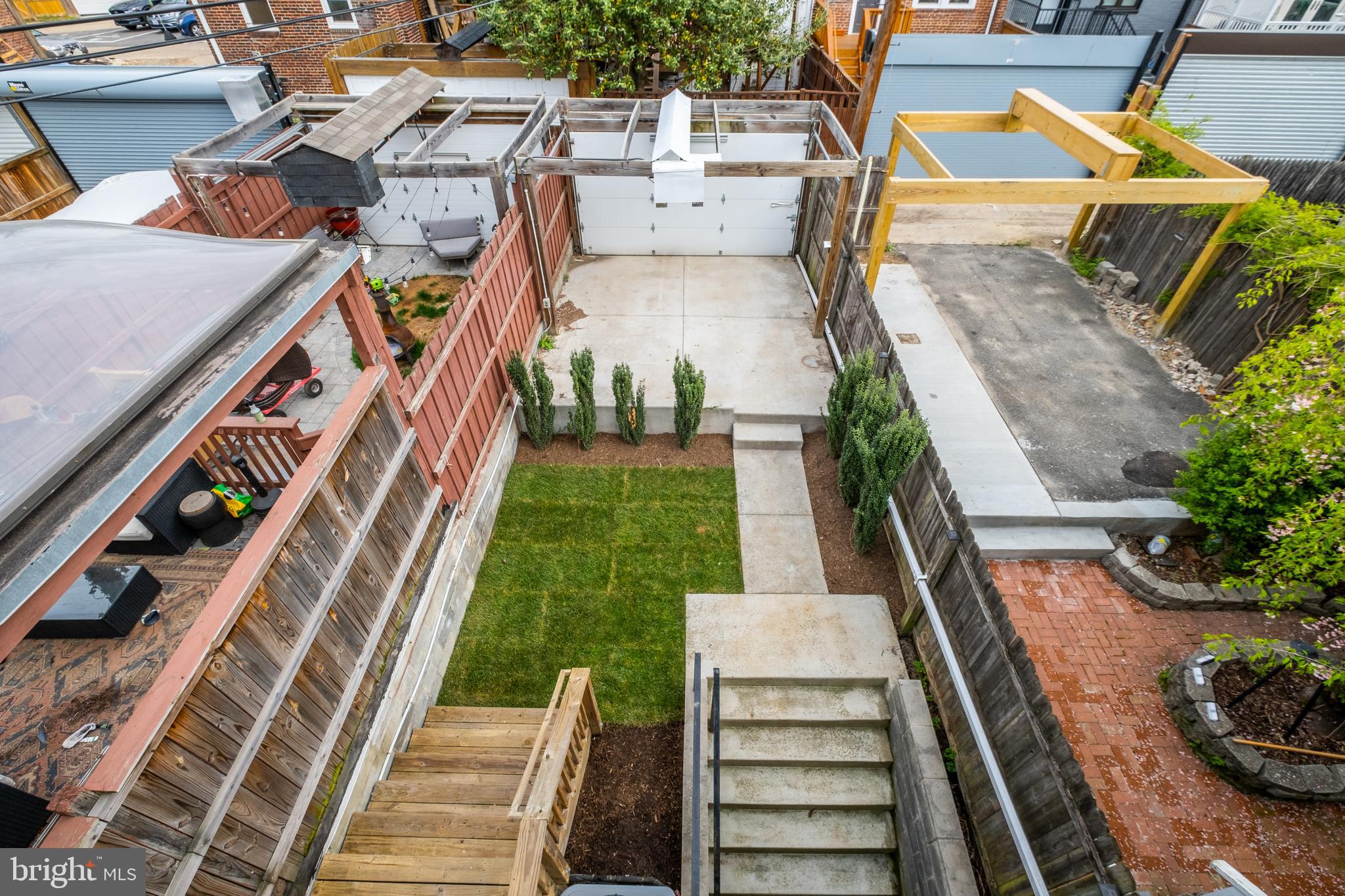 1340 K ST SE