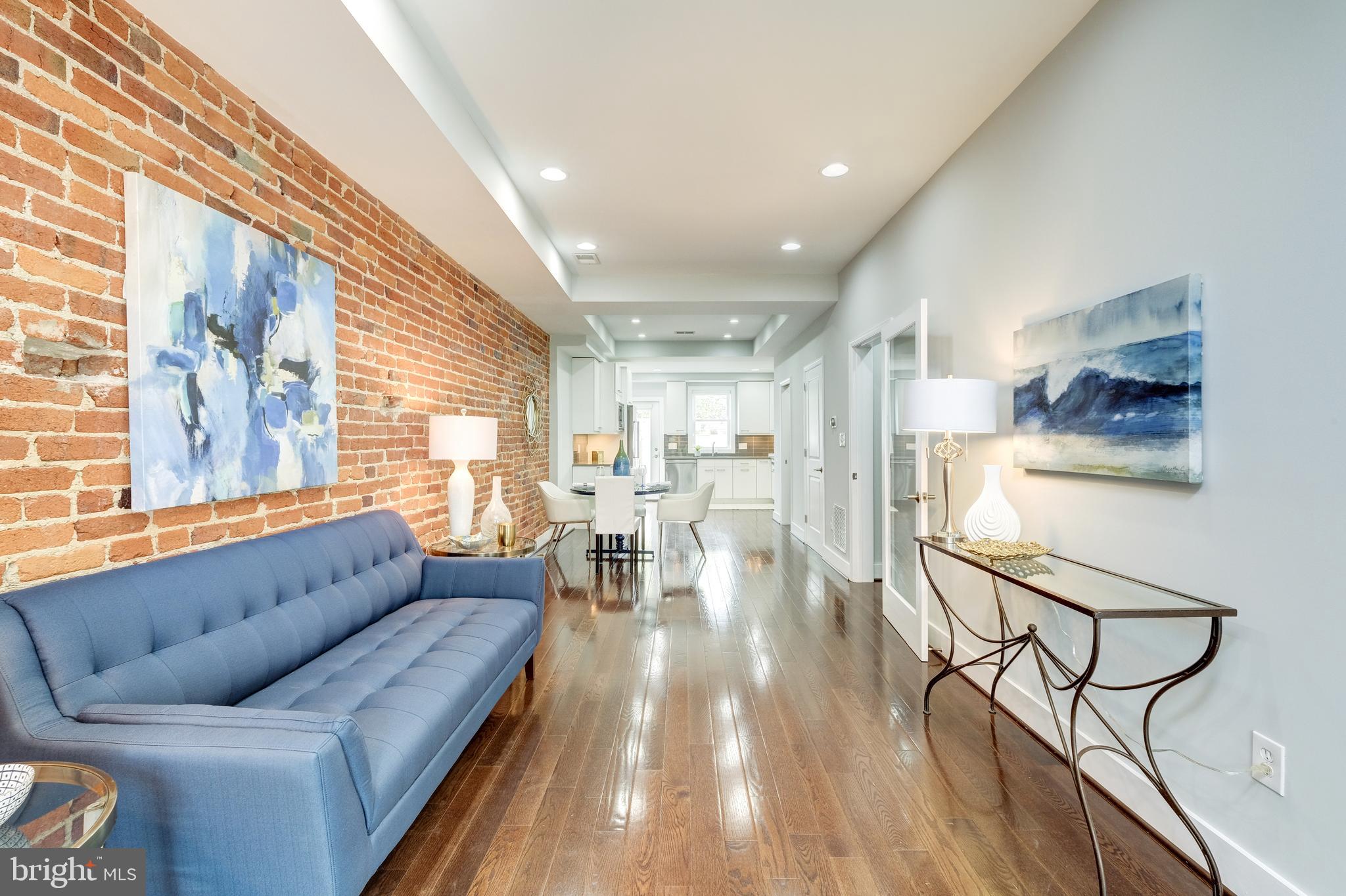 1340 K ST SE
