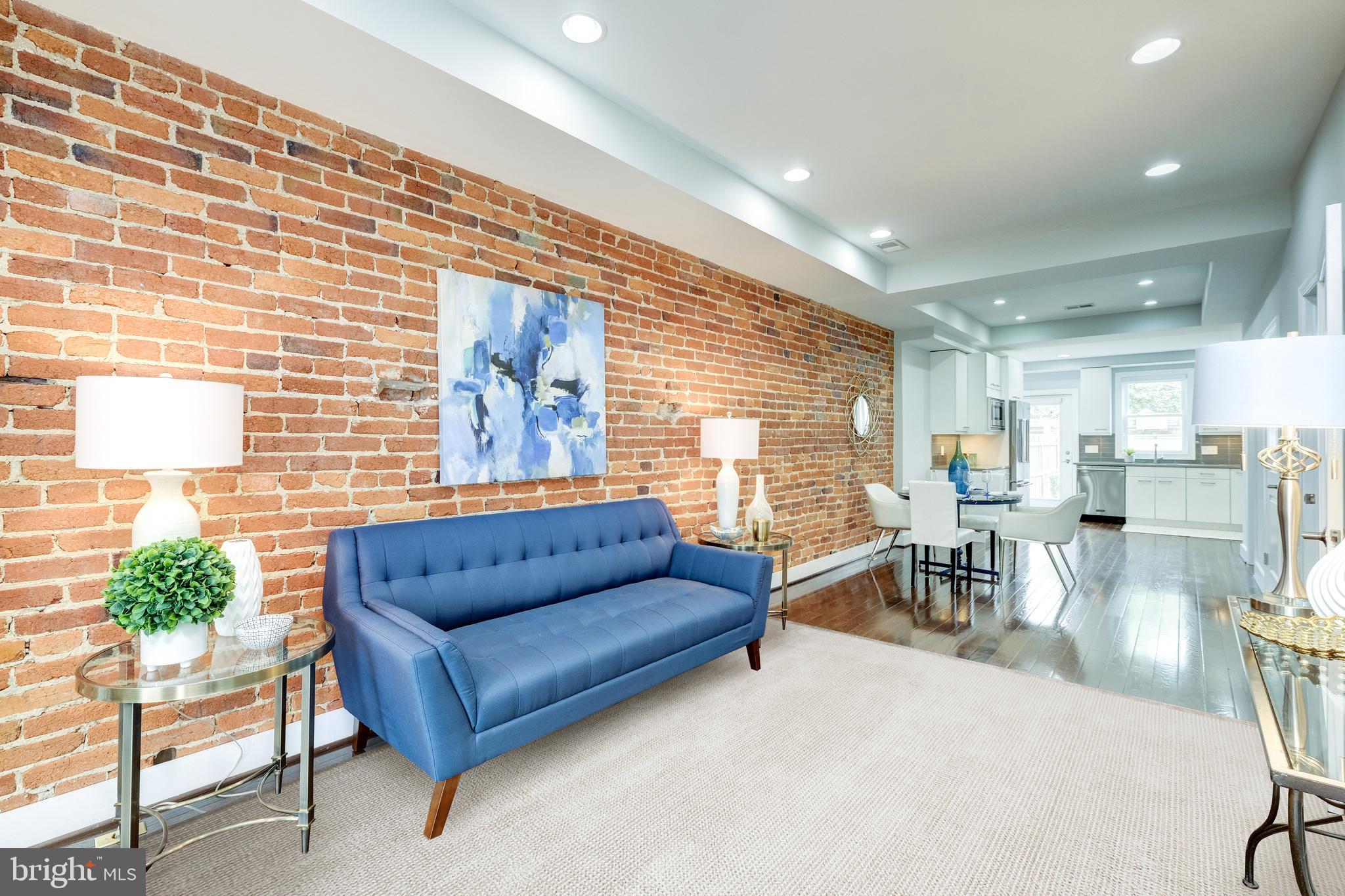 1340 K ST SE