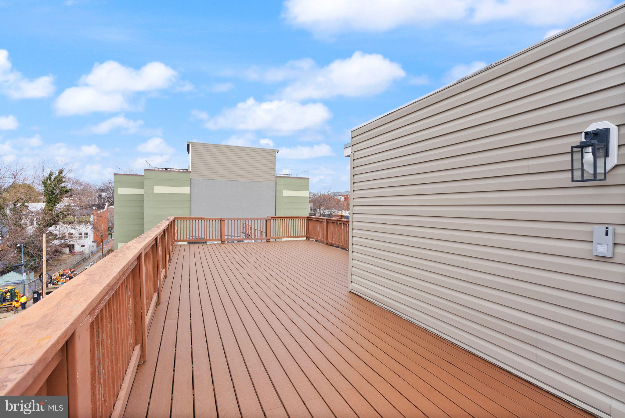 1138 FLORIDA AVE NE #2