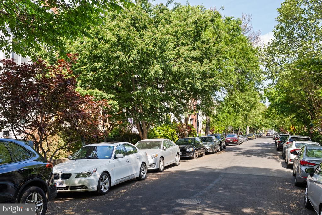 50 U ST NW #B