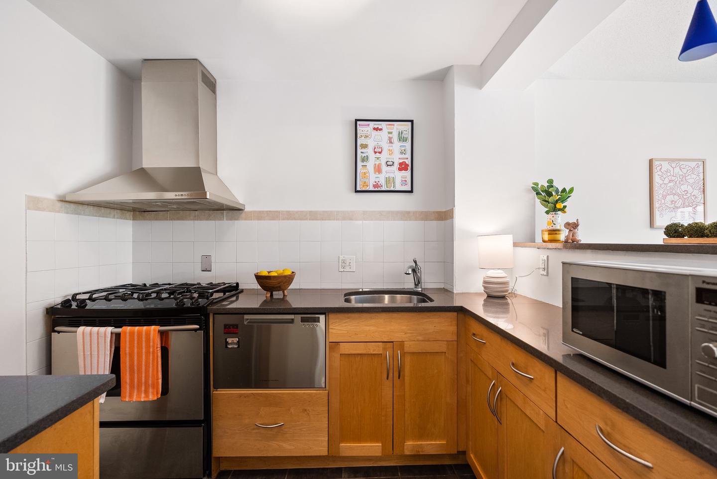 1330 New Hampshire Ave NW #611