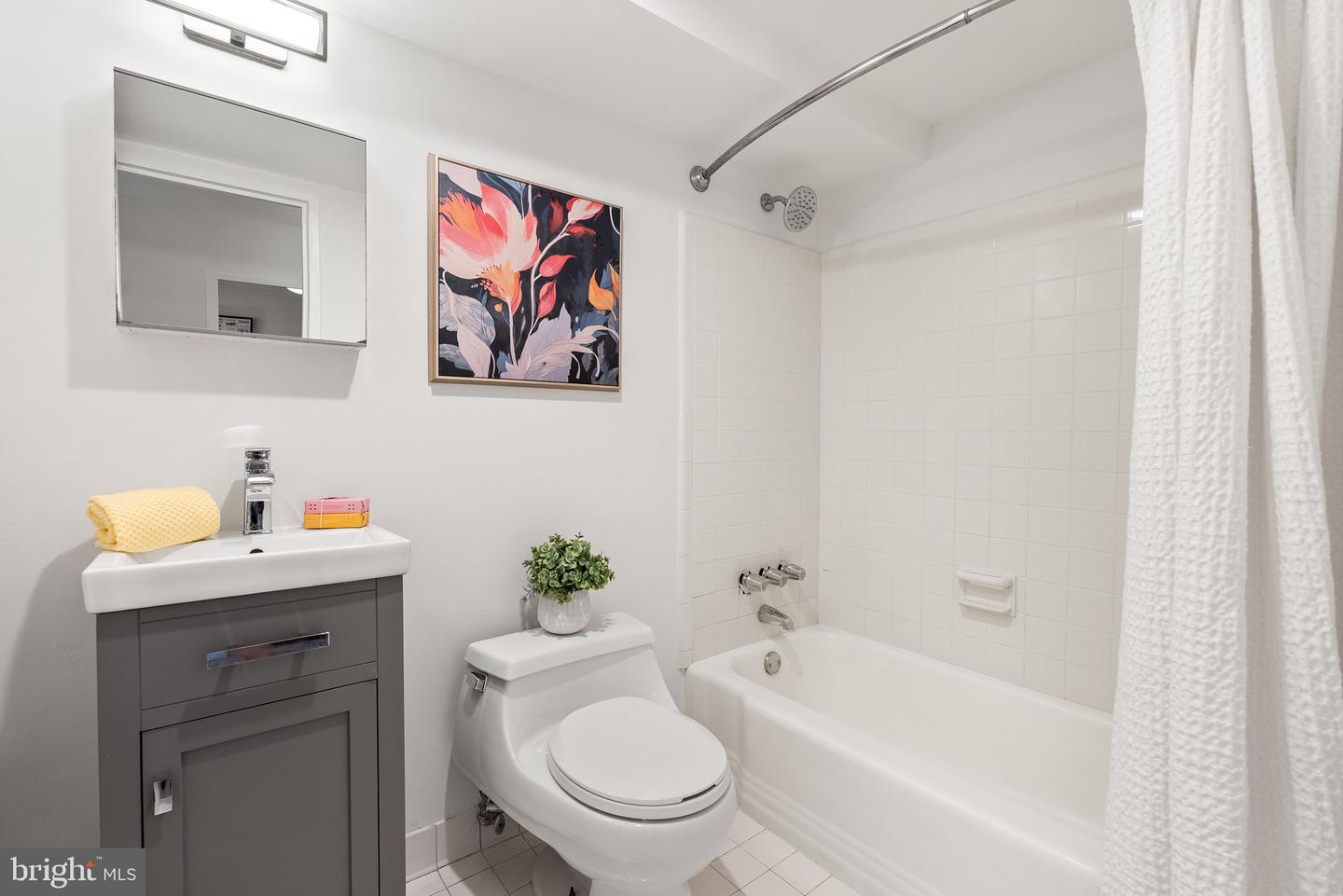 1330 New Hampshire Ave NW #611