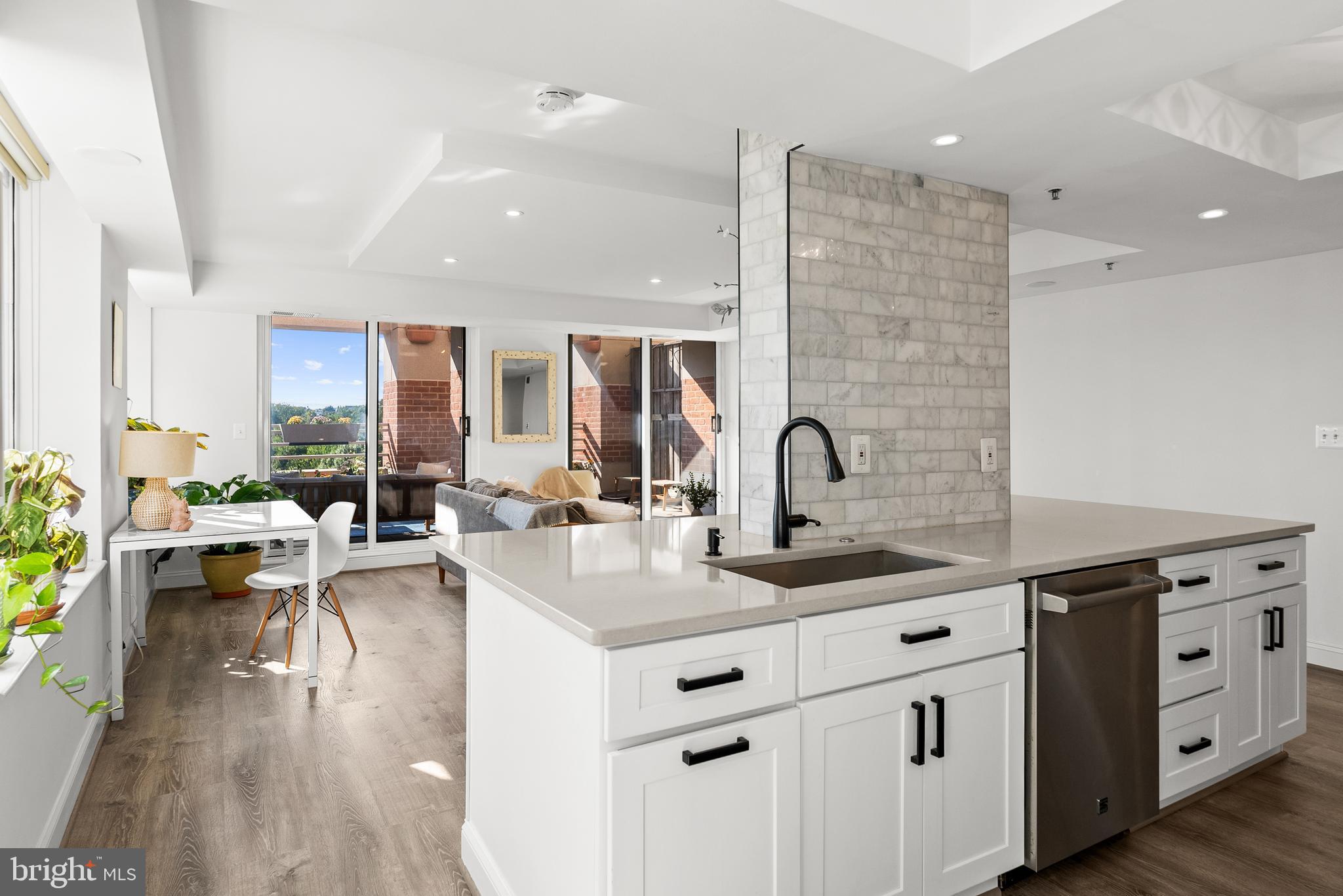 1275 25TH STREET NW 610