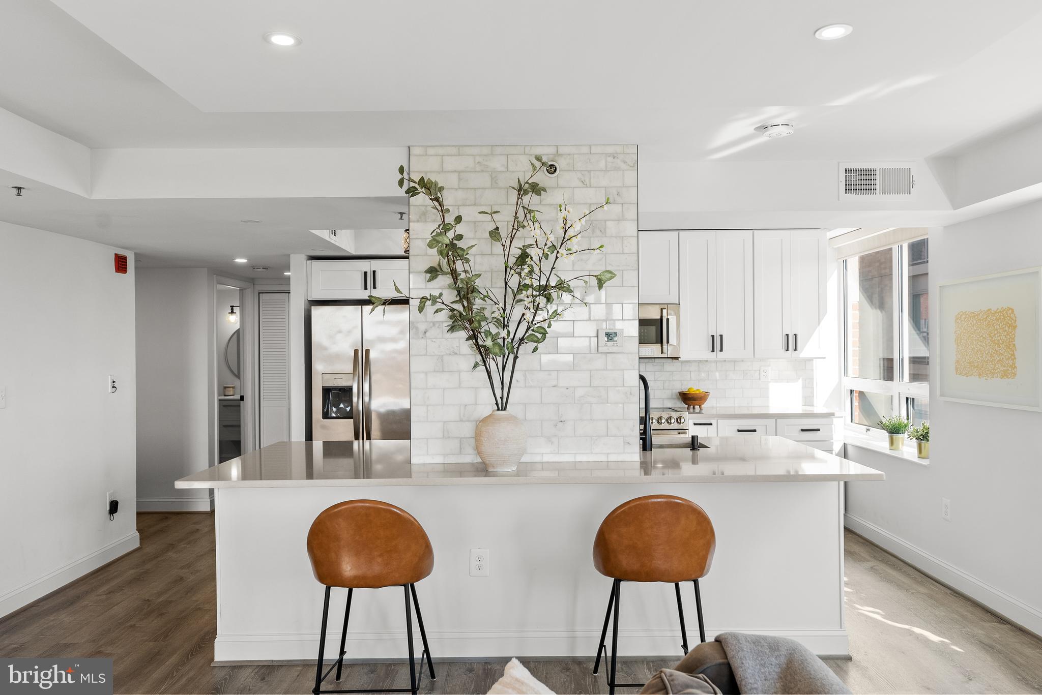 1275 25TH STREET NW 610