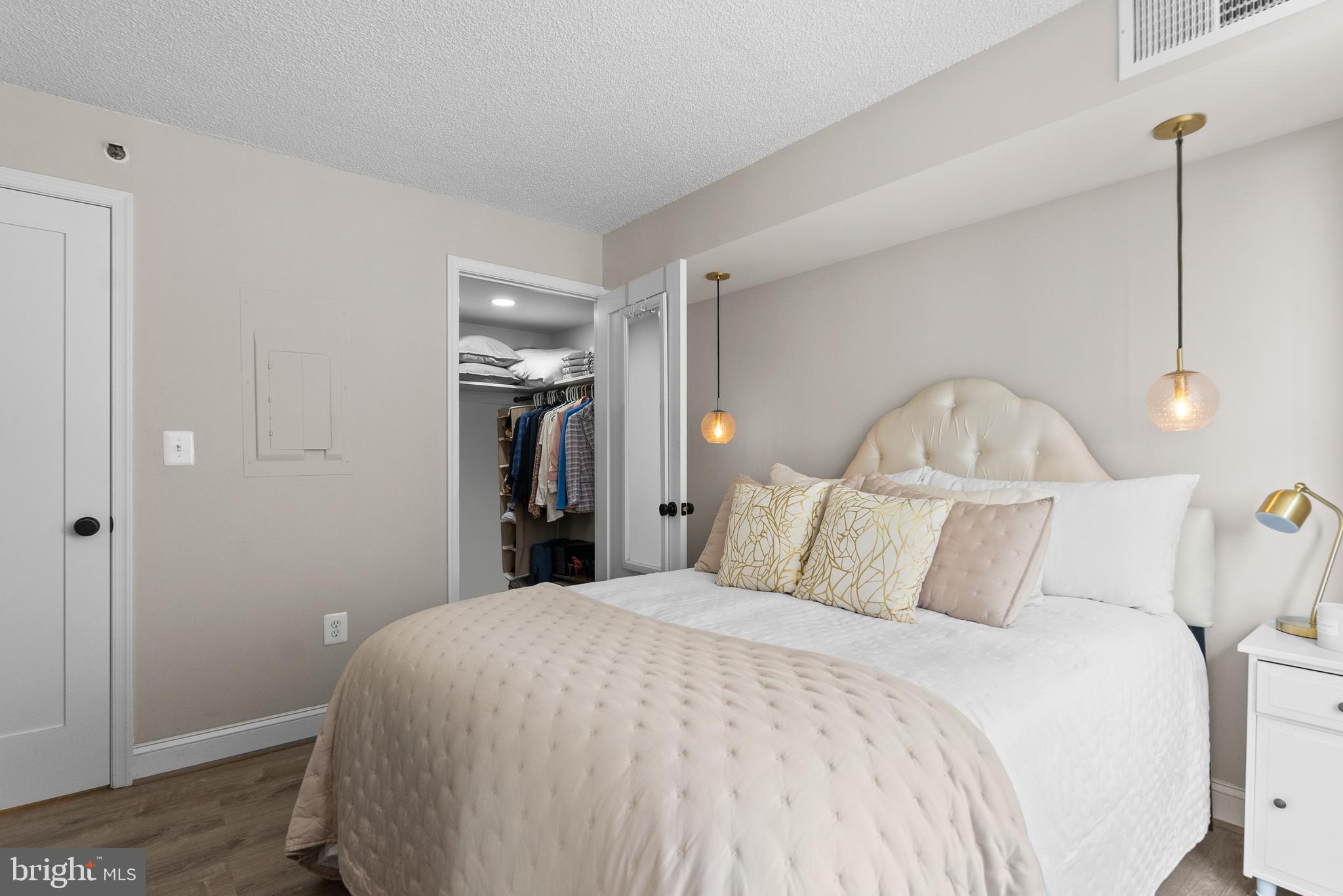 1275 25TH STREET NW 610