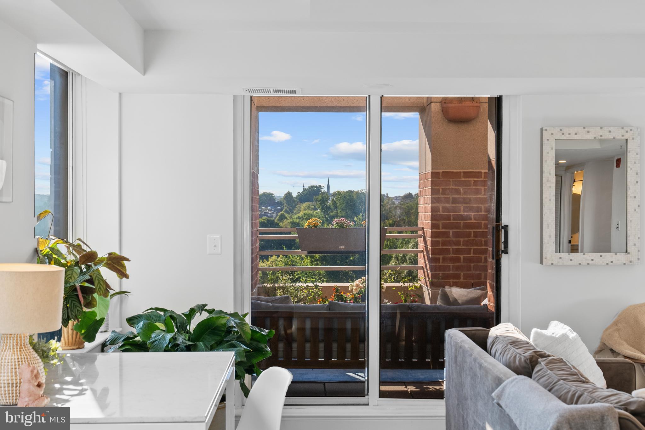 1275 25TH STREET NW 610