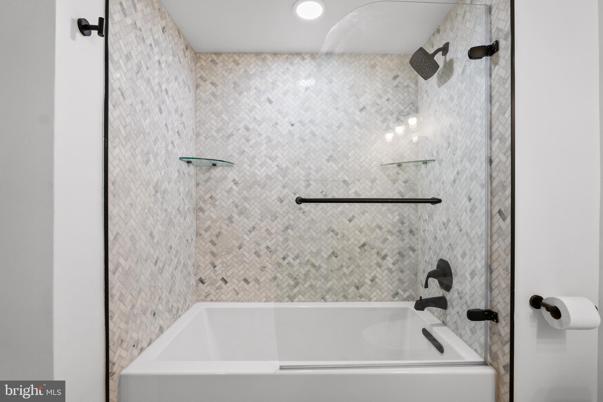 1275 25TH STREET NW 610