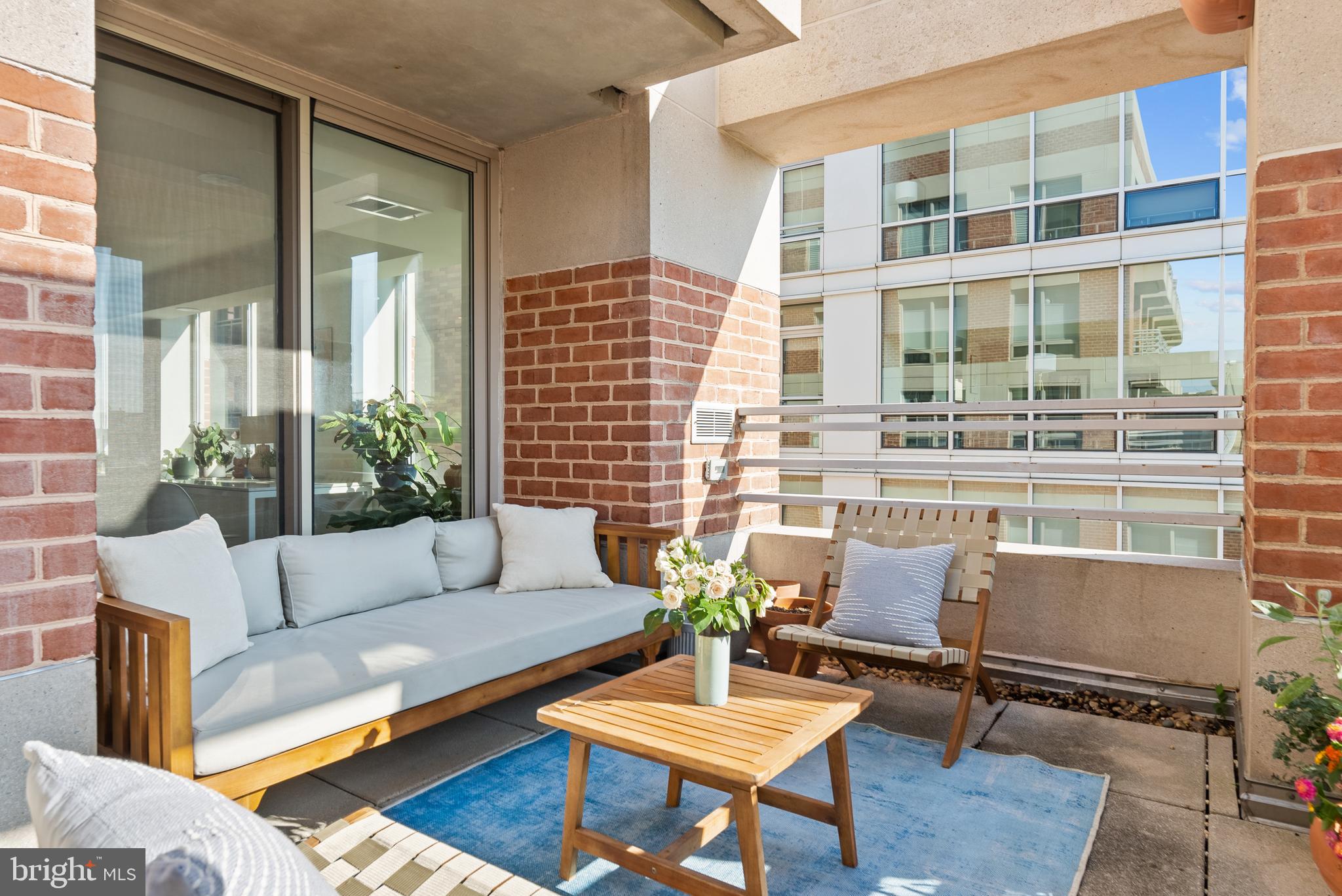 1275 25TH STREET NW 610