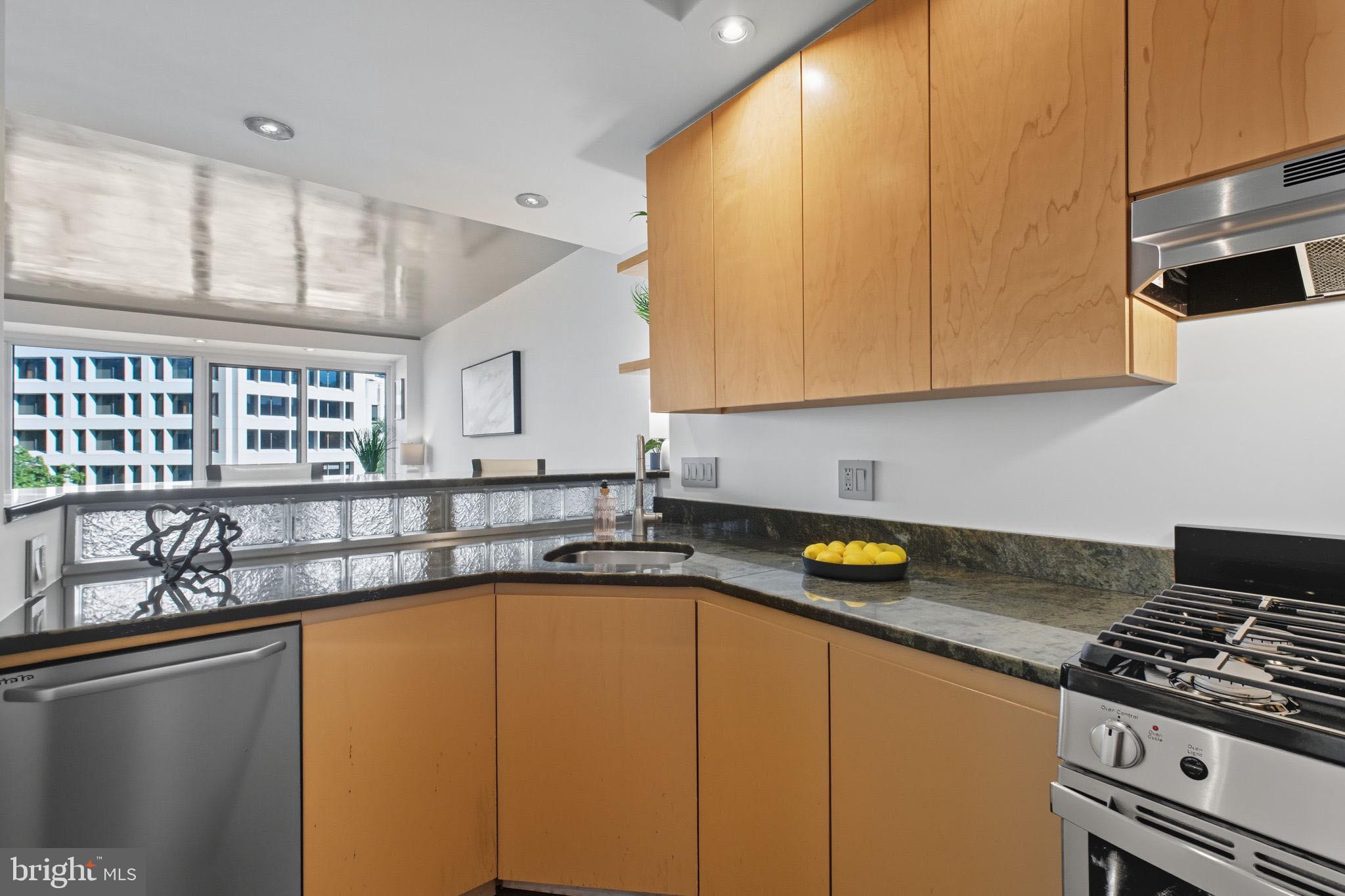 1330 NEW HAMPSHIRE AVENUE NW 612