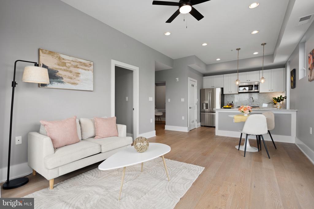 1112 MONTELLO AVENUE NE 401