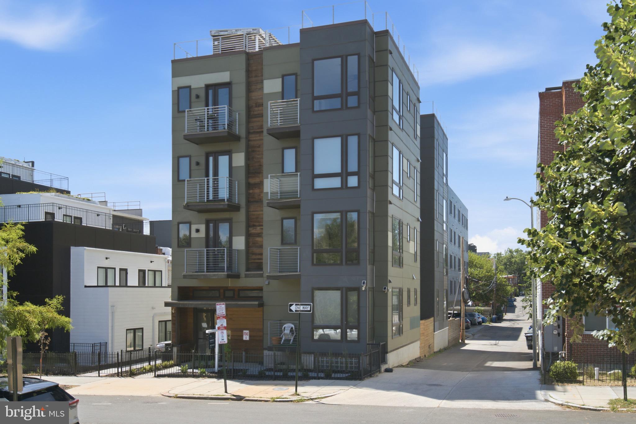 1112 MONTELLO AVENUE NE 401