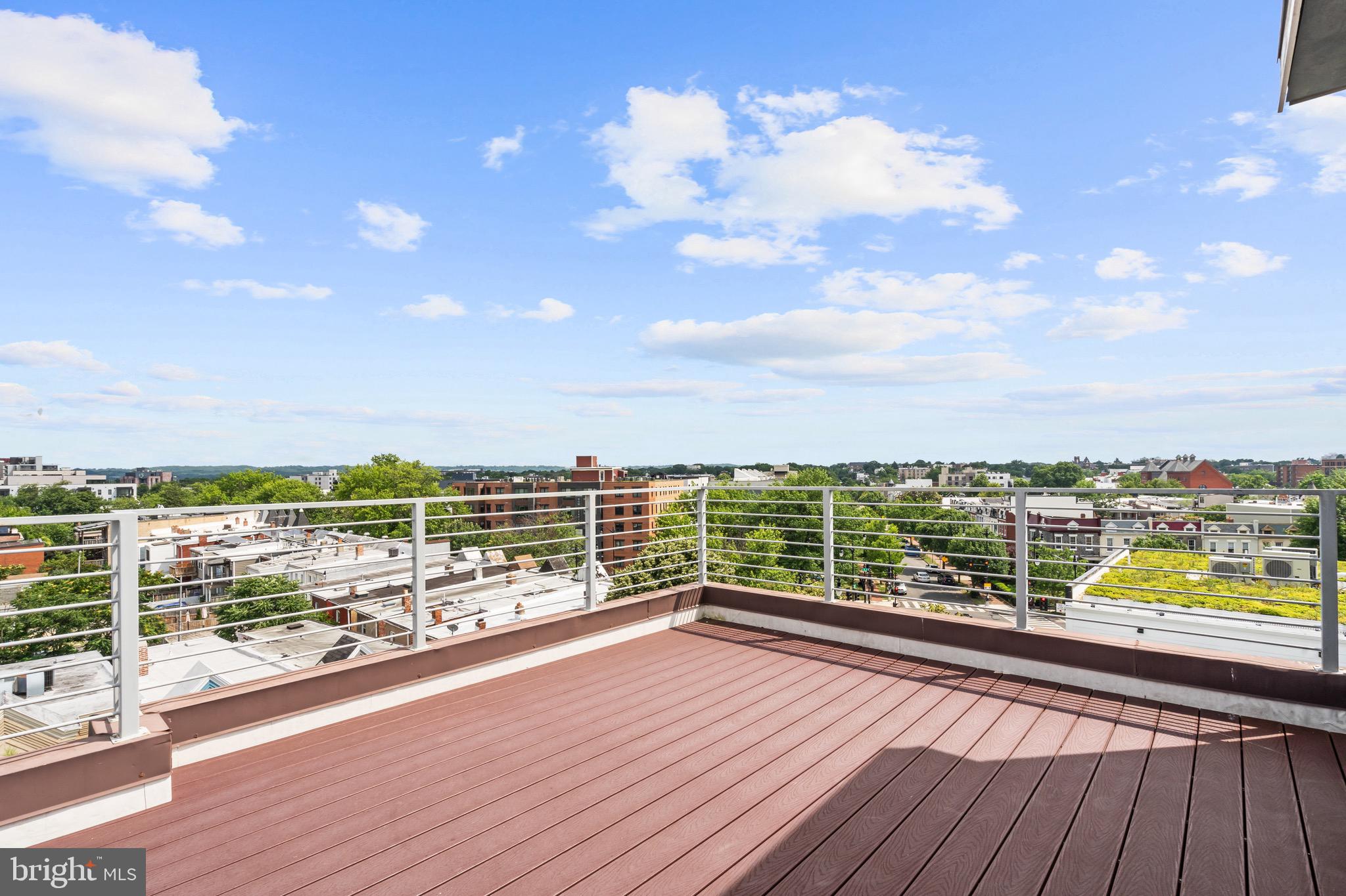 1112 MONTELLO AVENUE NE 401