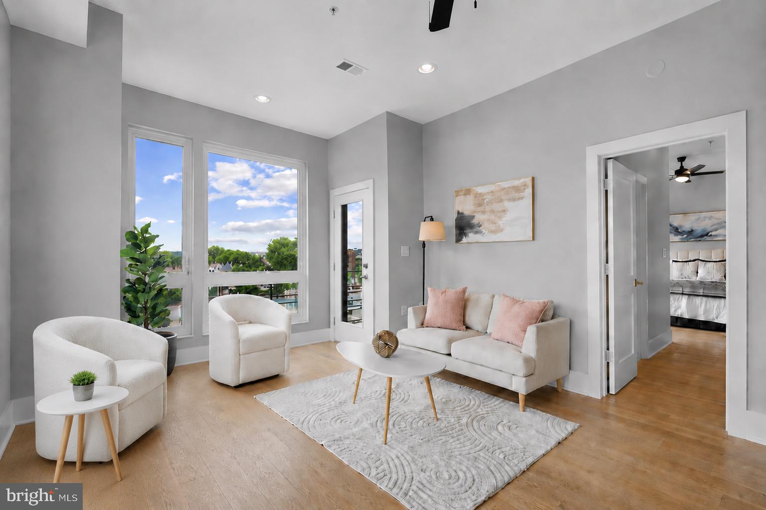 1112 MONTELLO AVENUE NE 401