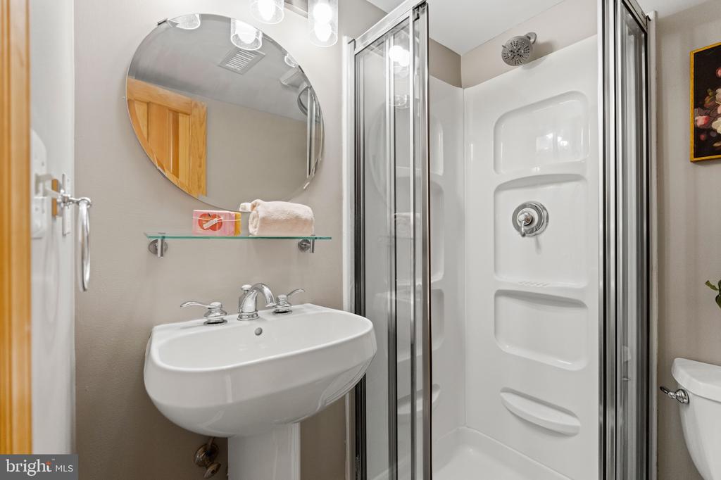 70 RHODE ISLAND AVENUE NW Unit: 503