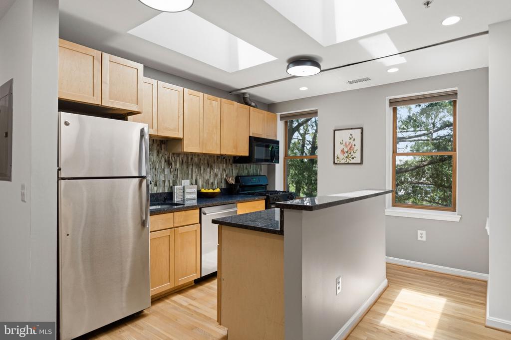 70 RHODE ISLAND AVENUE NW Unit: 503
