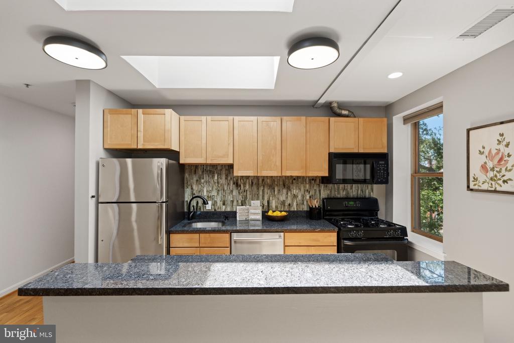 70 RHODE ISLAND AVENUE NW Unit: 503