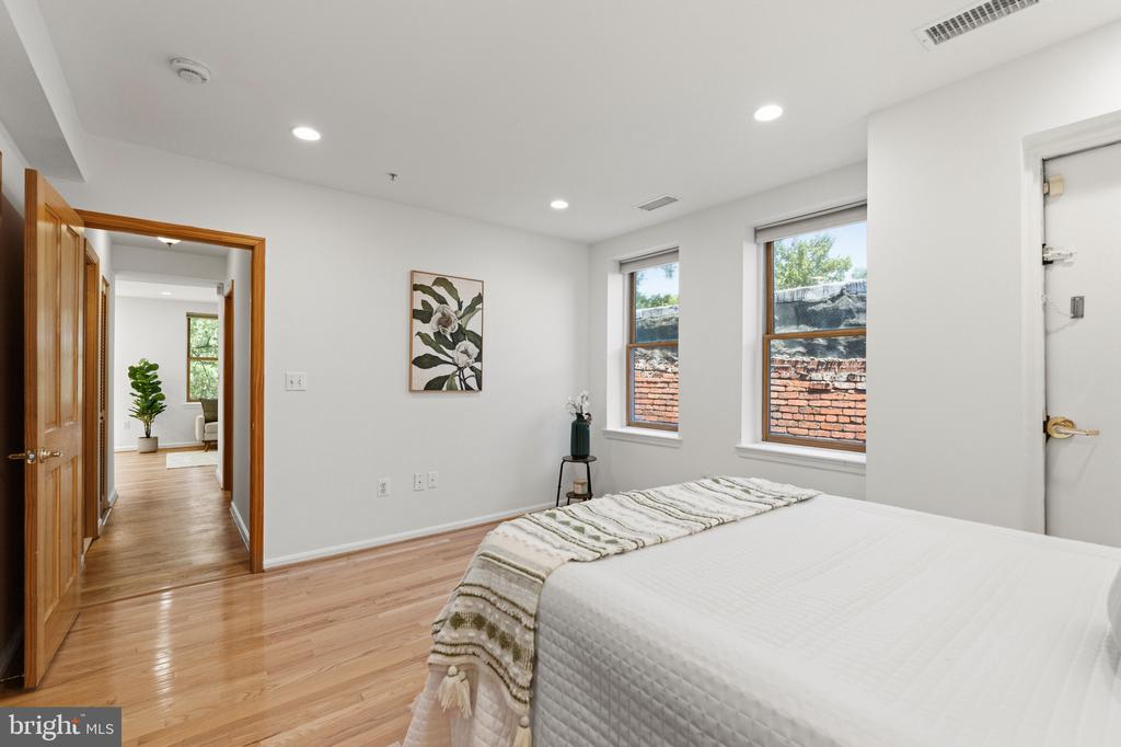 70 RHODE ISLAND AVENUE NW Unit: 503