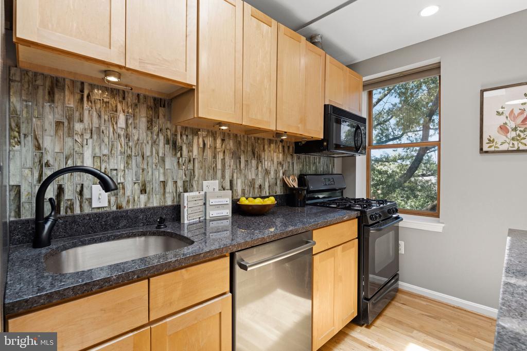 70 RHODE ISLAND AVENUE NW Unit: 503