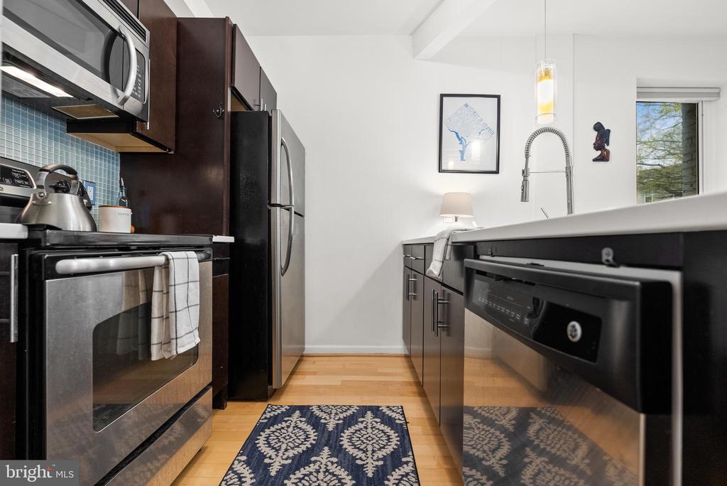 329 RHODE ISLAND AVENUE NE Unit: 104