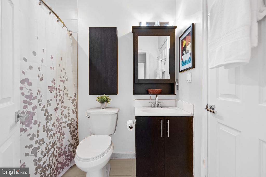 329 RHODE ISLAND AVENUE NE Unit: 104
