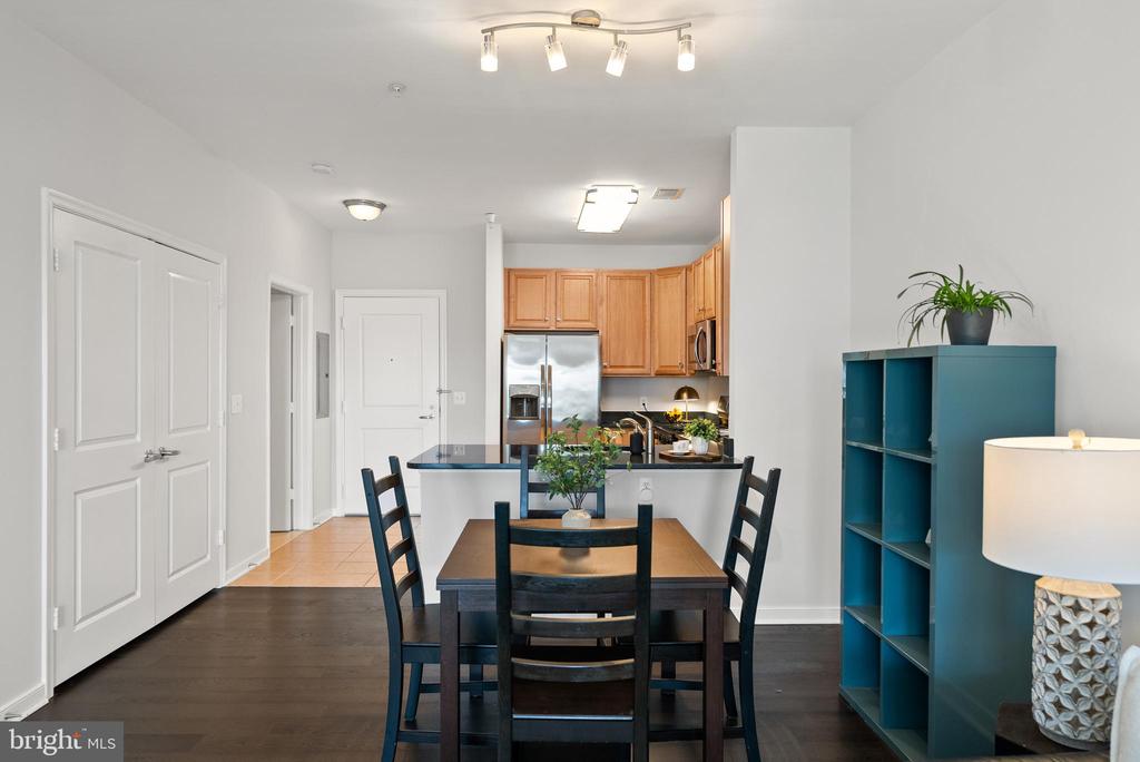8045 Newell St #512