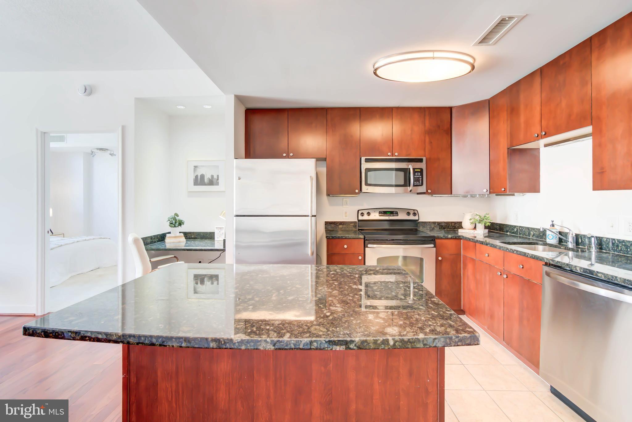 155 POTOMAC PASSAGE 322