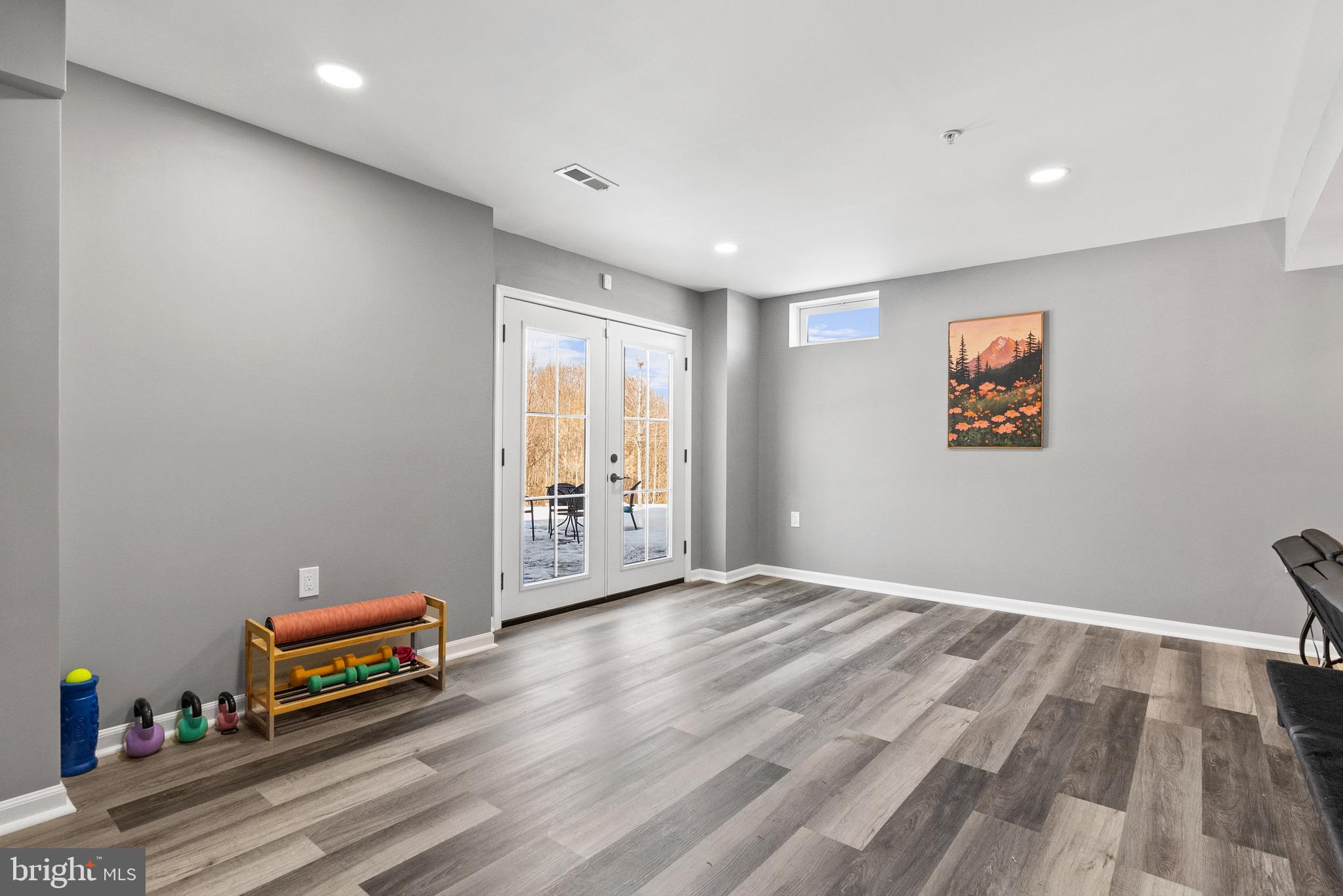 1806 ORCHARD HILL DRIVE