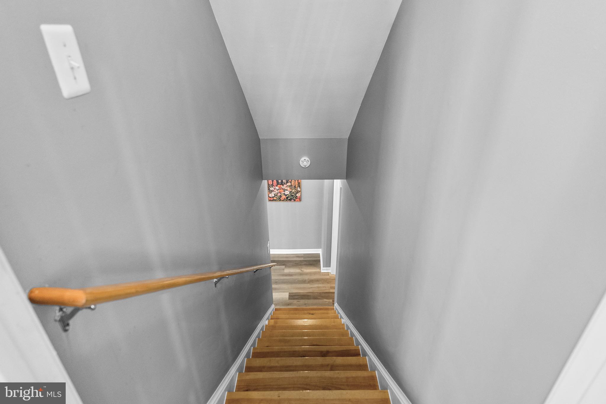 1806 ORCHARD HILL DRIVE