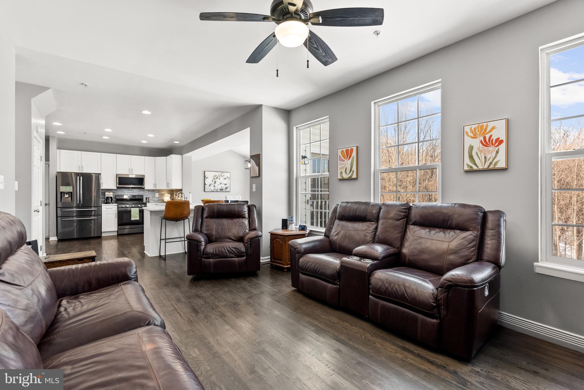 1806 ORCHARD HILL DRIVE