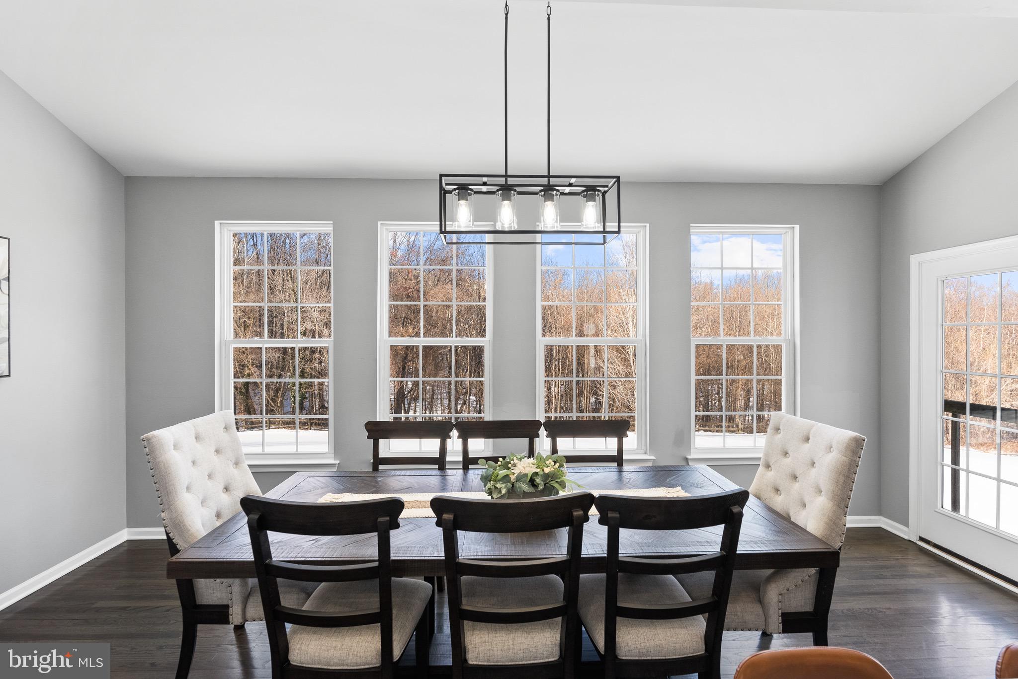 1806 ORCHARD HILL DRIVE