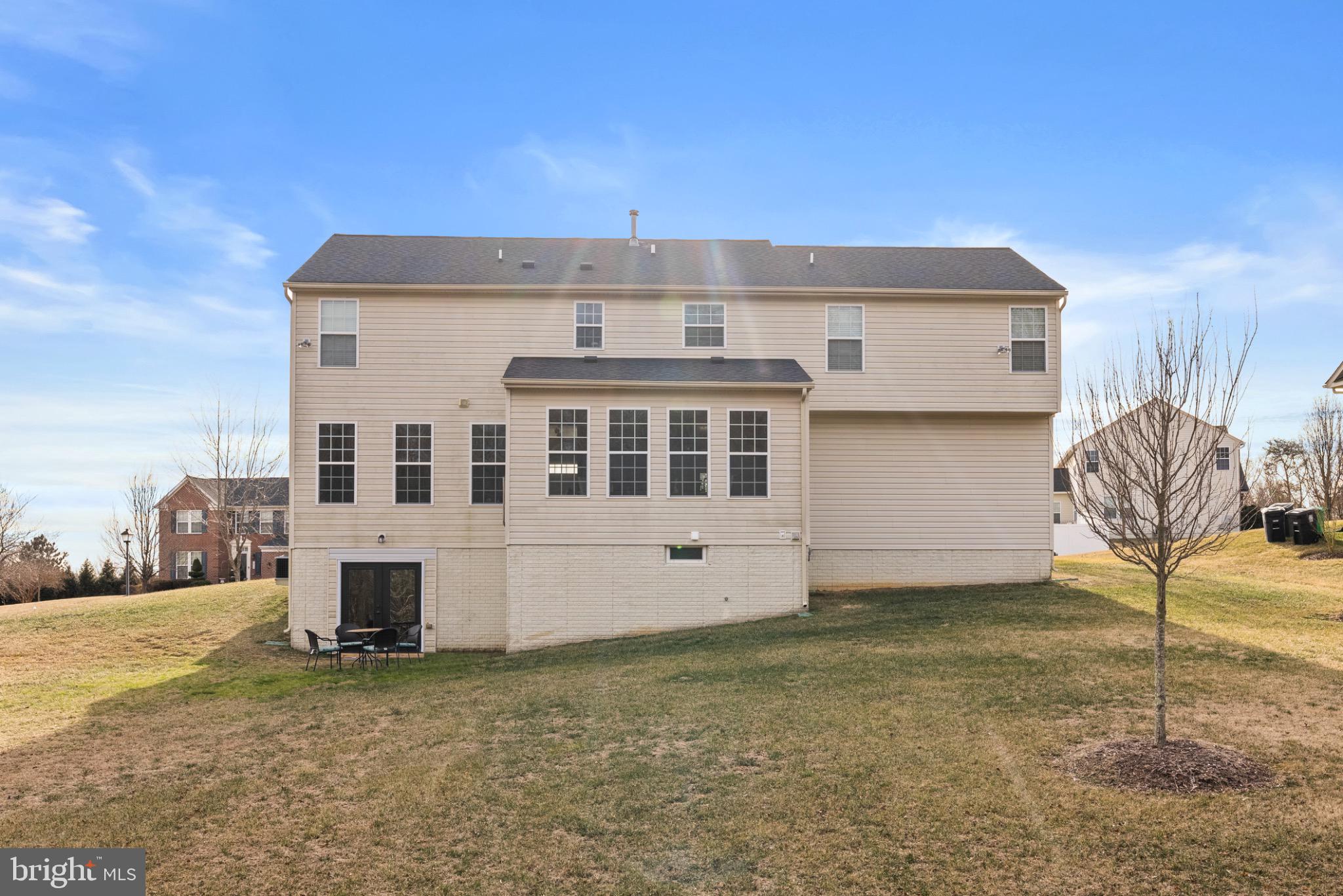 1806 ORCHARD HILL DRIVE