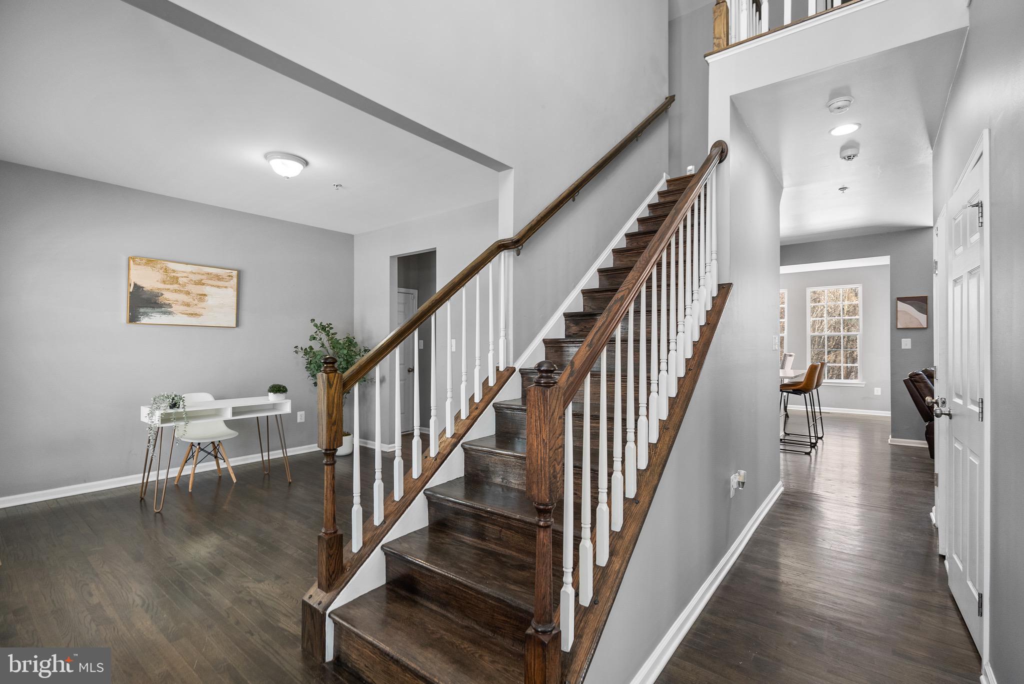 1806 ORCHARD HILL DRIVE